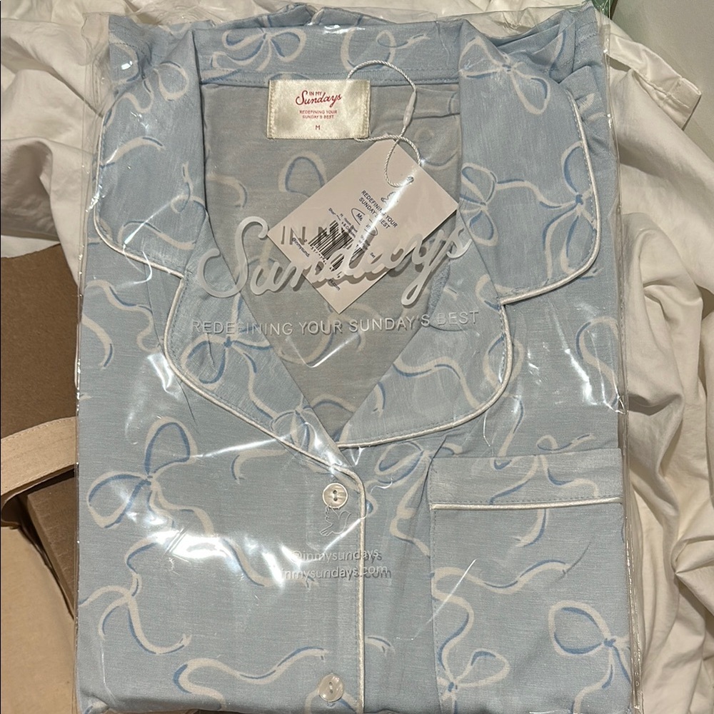 In My Sundays - HEIRLOOM BOWS IN SKY BLUE SHORT SLEEVE & CROPPED PANT PAJAMA SET